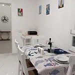 Casa Allegria Vicino A Tutto アパート ヴィアレッジョ