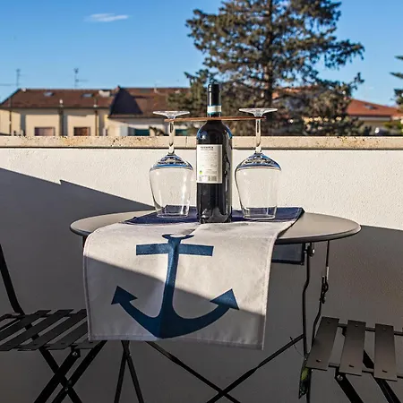 Apartament Casa Allegria Vicino A Tutto Viareggio