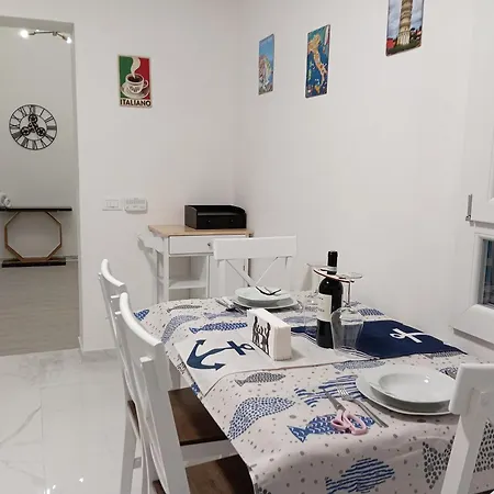 Apartament Casa Allegria Vicino A Tutto *