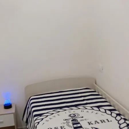 Casa Allegria Vicino A Tutto Apartament